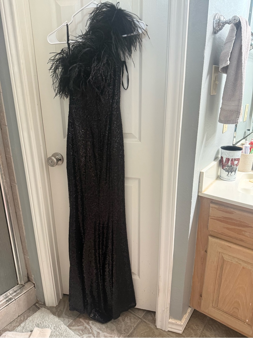 Sherri Hill Black Feather Trim Sequin Evening Gown/Prom Dress -